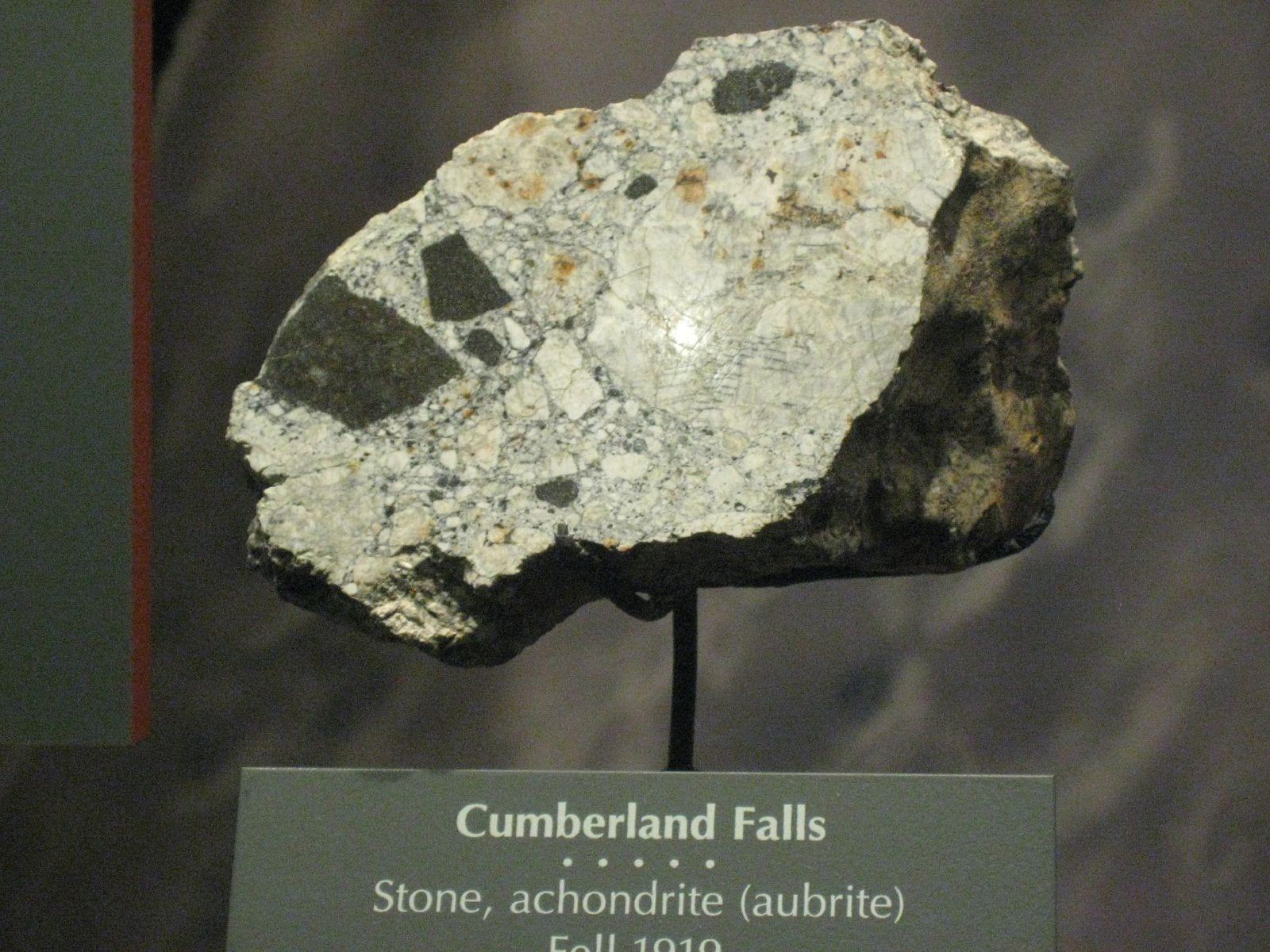Achondrite igneous