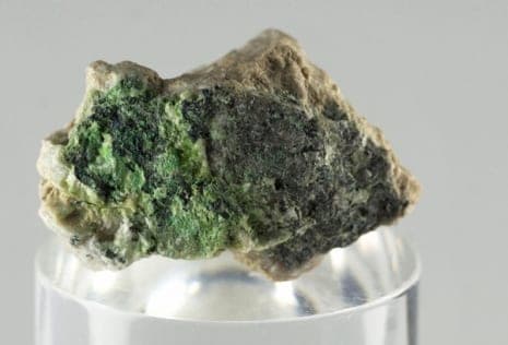Aktashite mineral