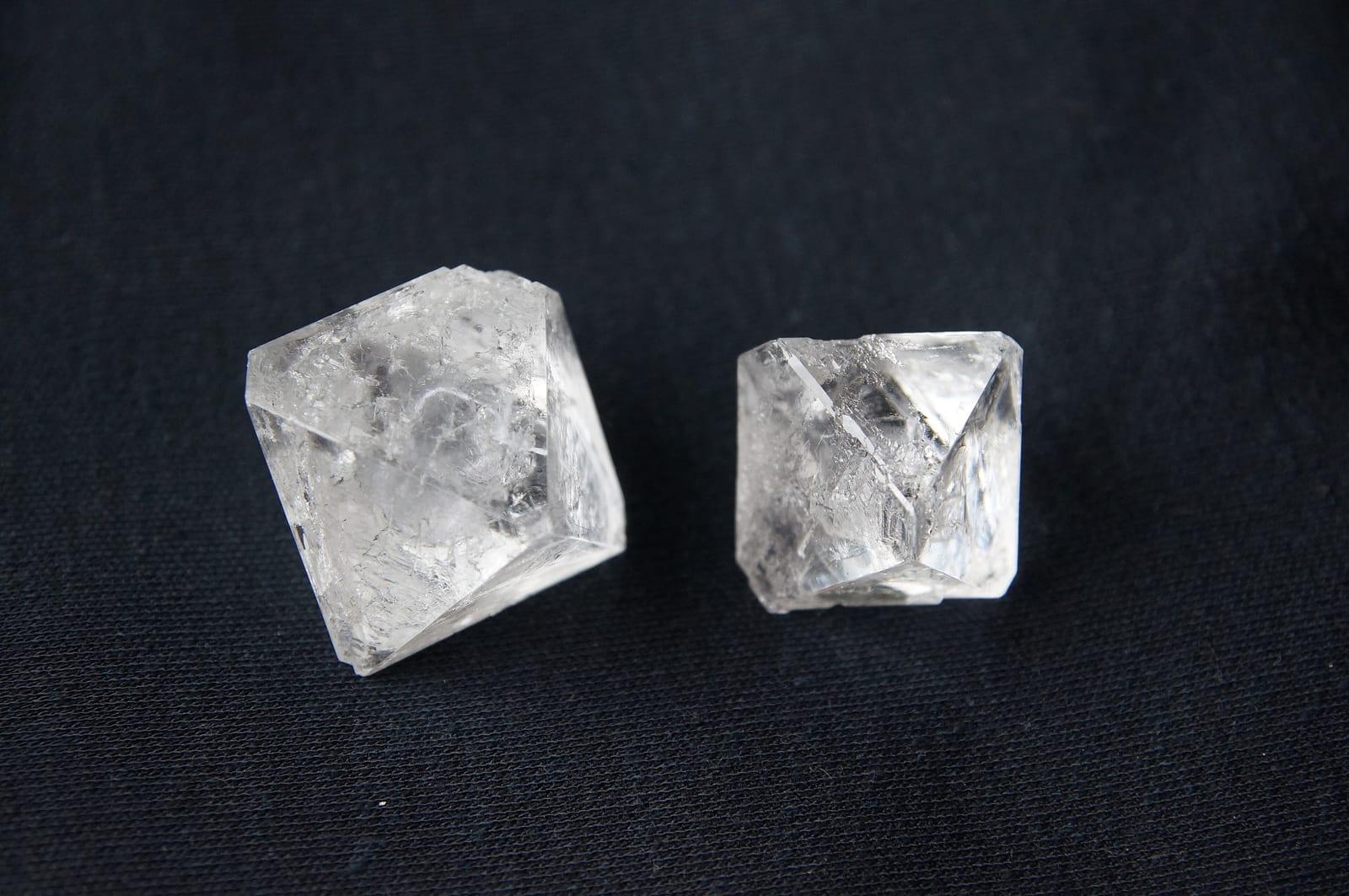 Alum mineral
