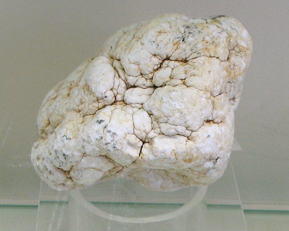 Aluminite mineral