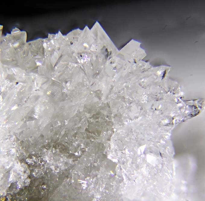 Amicite mineral