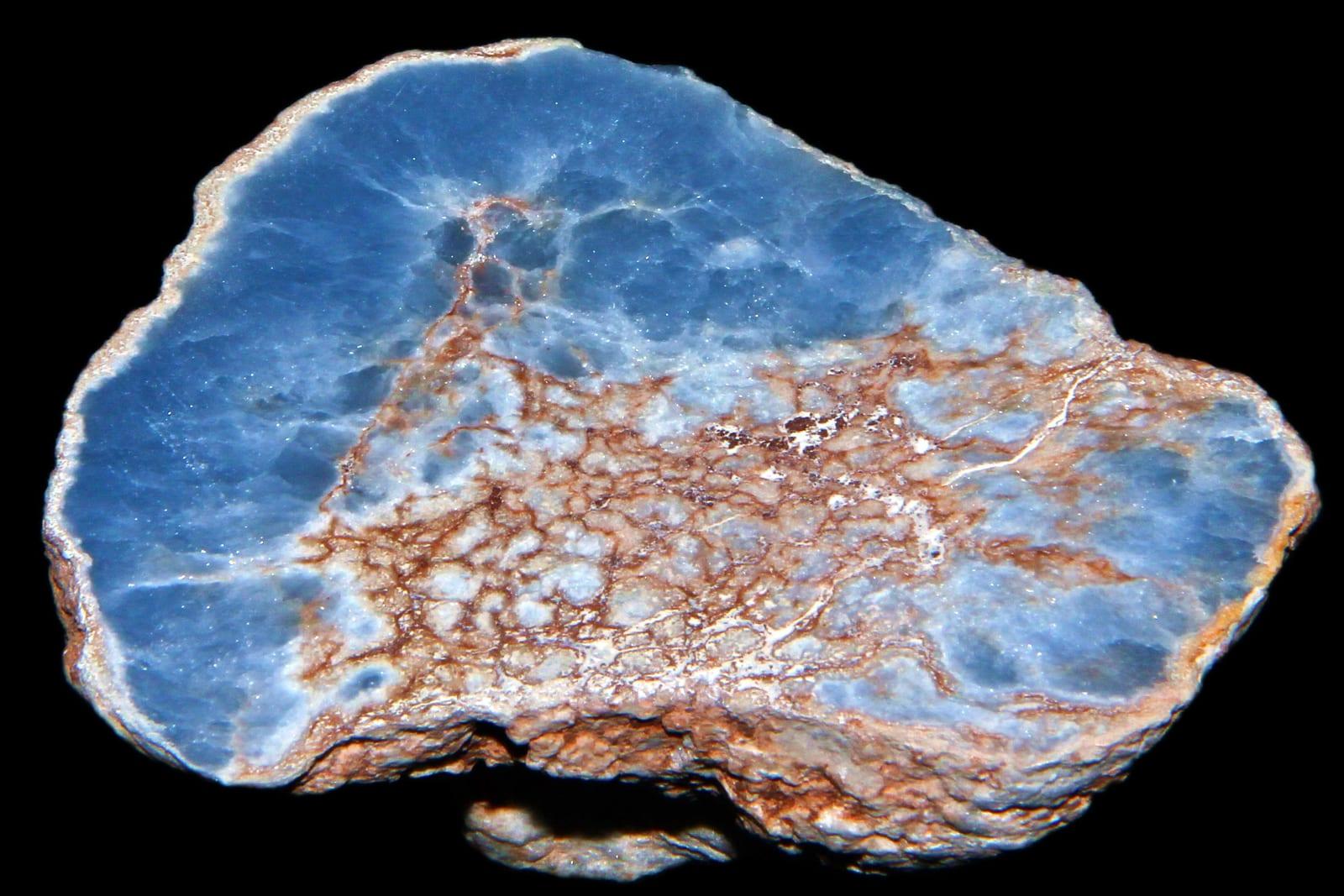 Angelite mineral — Angelit, anhydryt, celestyt   Lima, Peru.