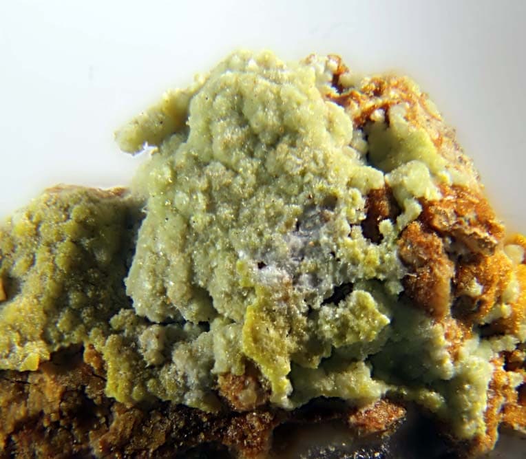Ankinovichite mineral