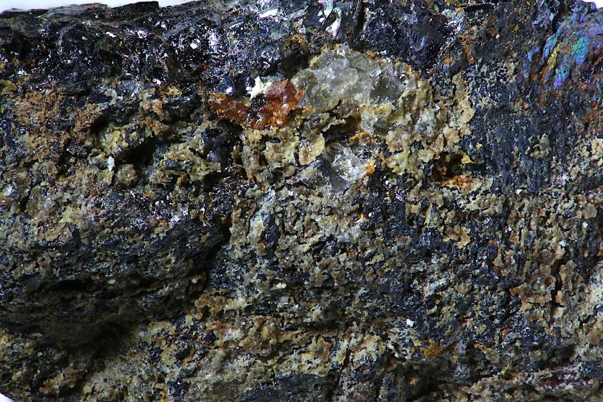Argutite mineral