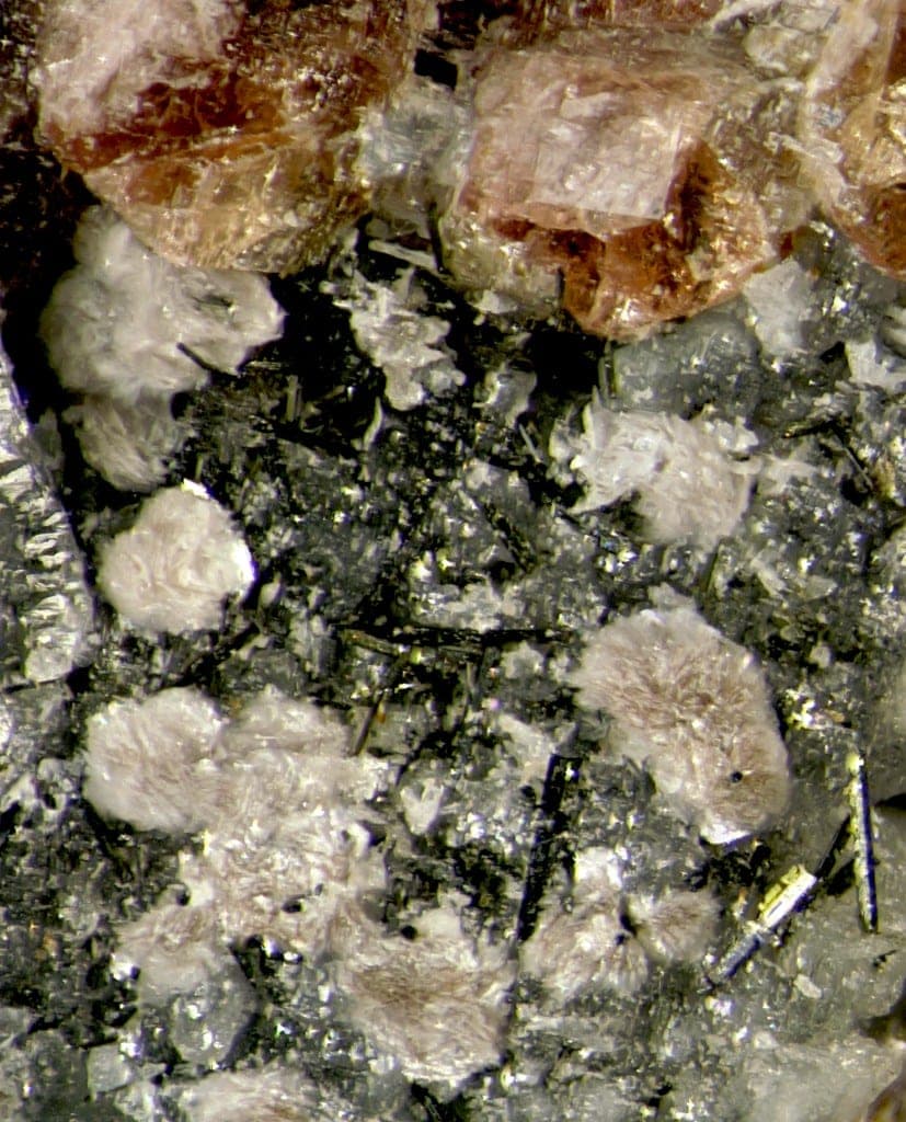 Arisite-(Ce) mineral — Arisite (Ce) 193096