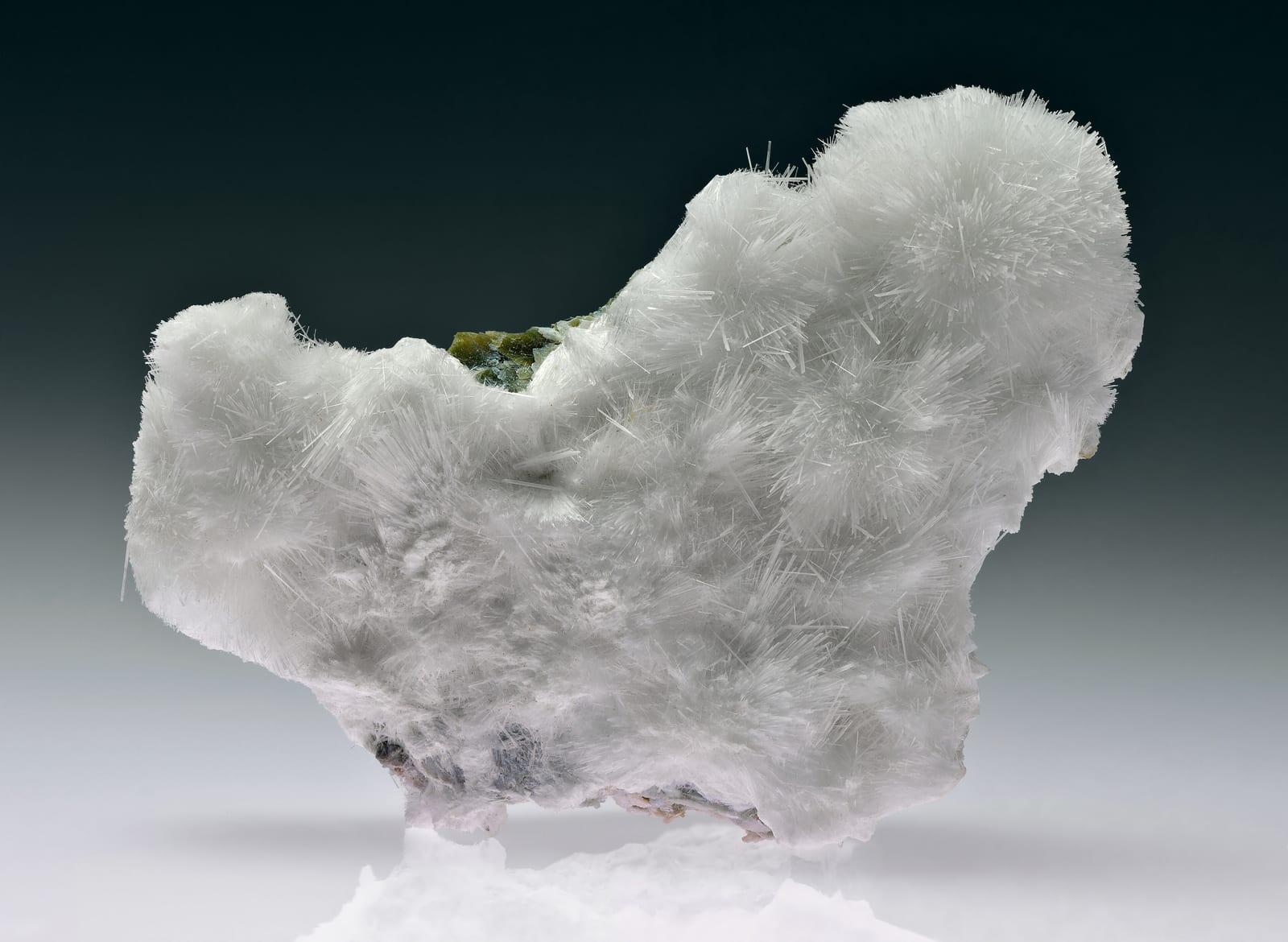 Artinite mineral