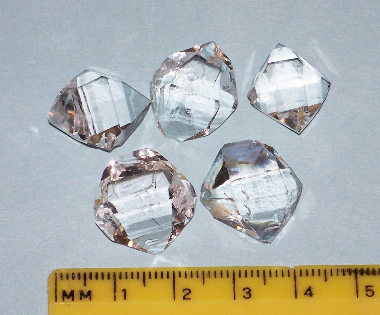 Berlinite mineral