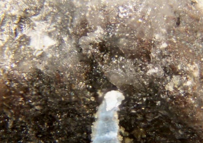 Bonacinaite mineral
