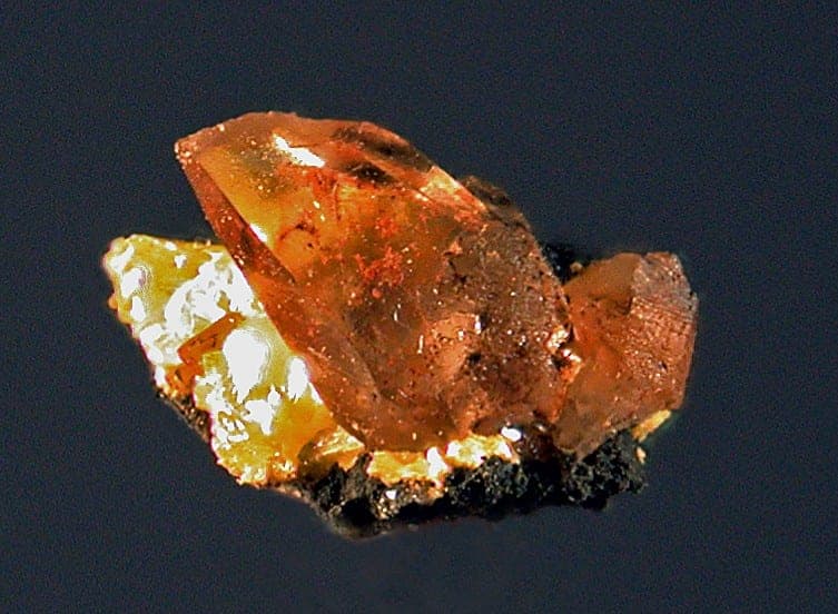Calomel mineral