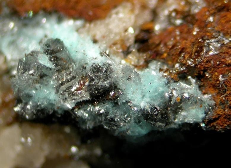 Chalconatronite mineral