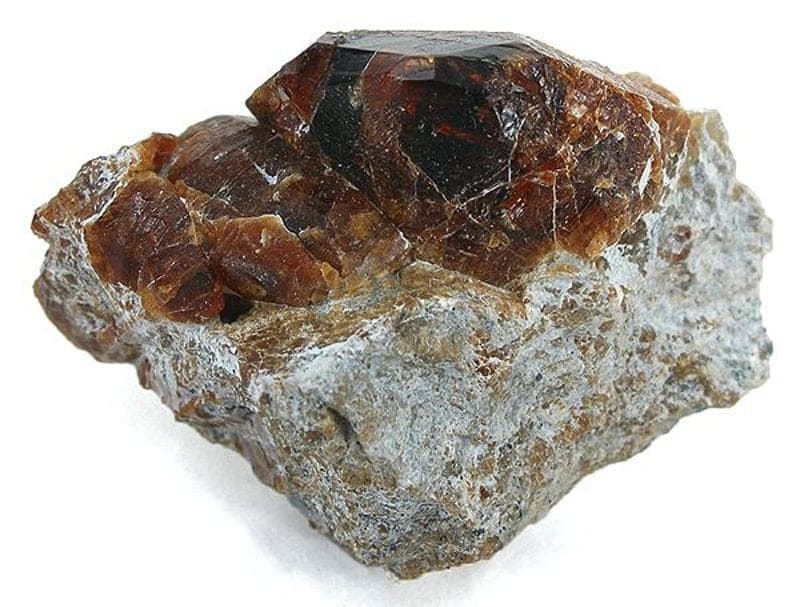 Chondrodite mineral