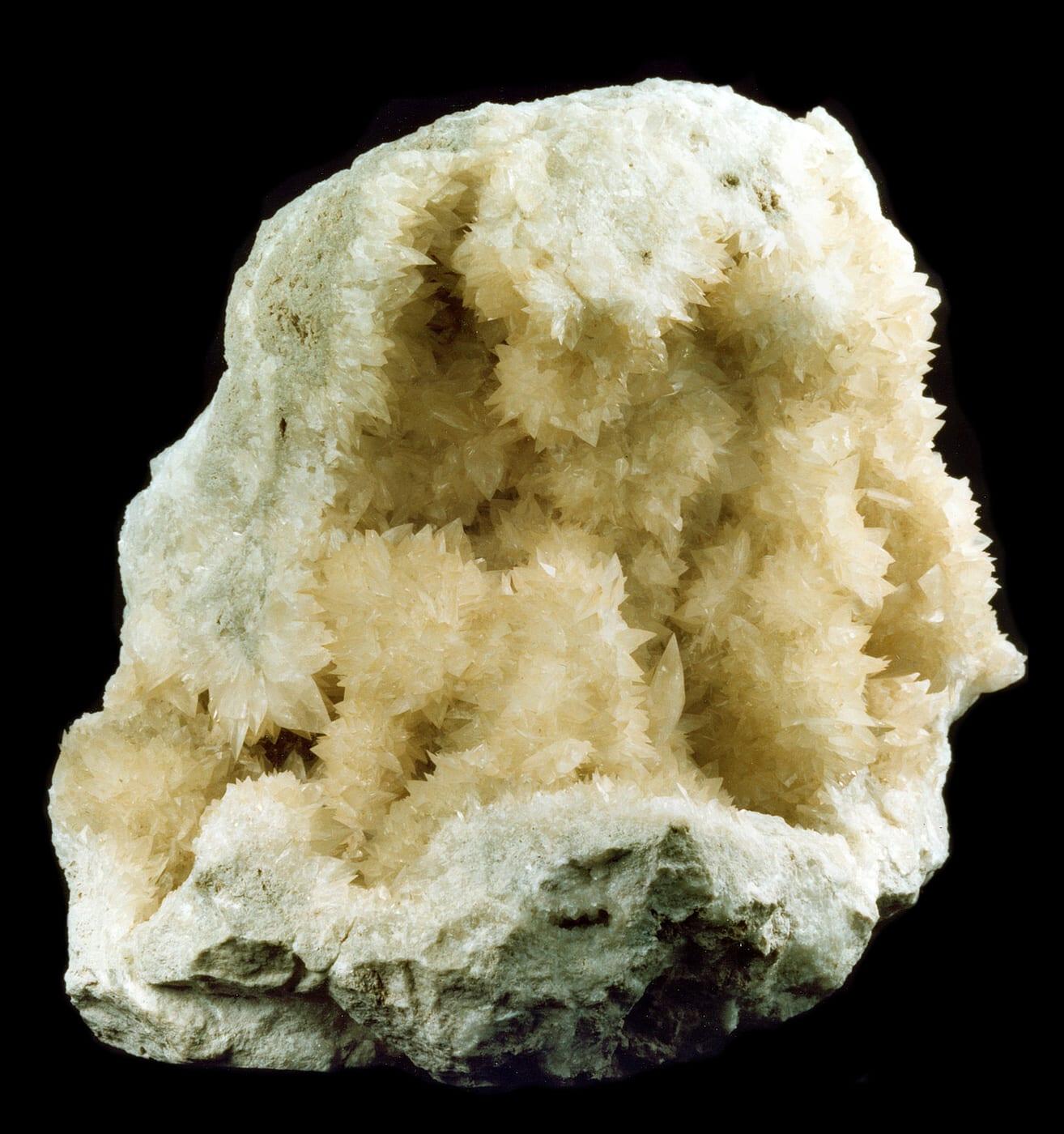 Colemanite mineral