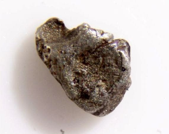 Cuproiridsite mineral