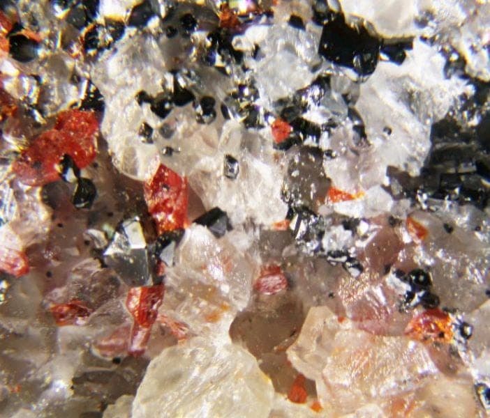 Damaraite mineral
