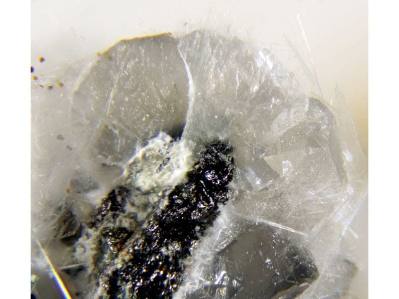 Davanite mineral