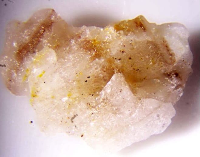 Defernite mineral