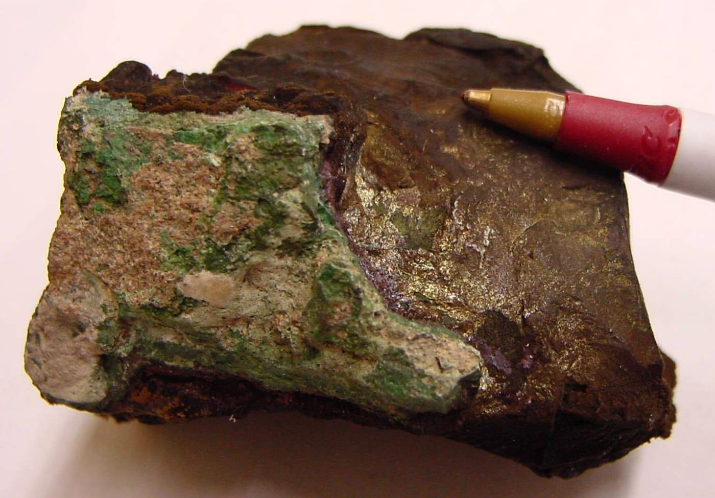 Domeykite mineral