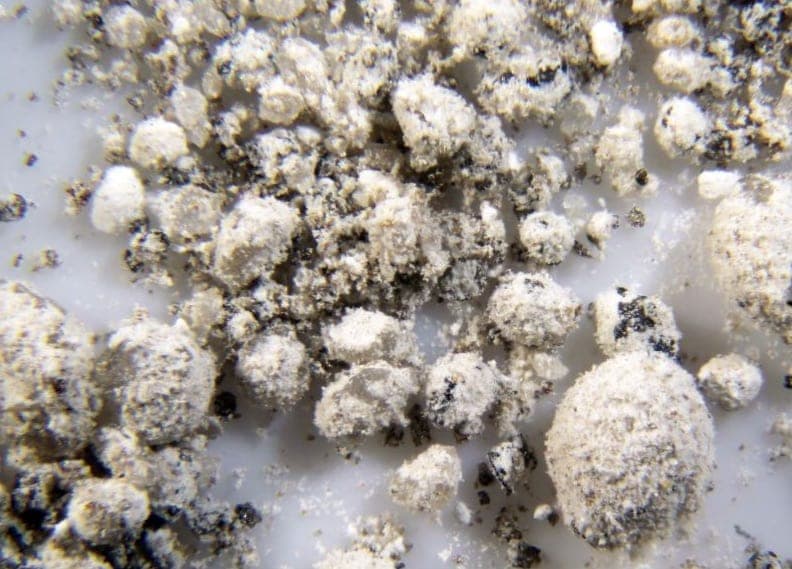 Dzhalindite mineral