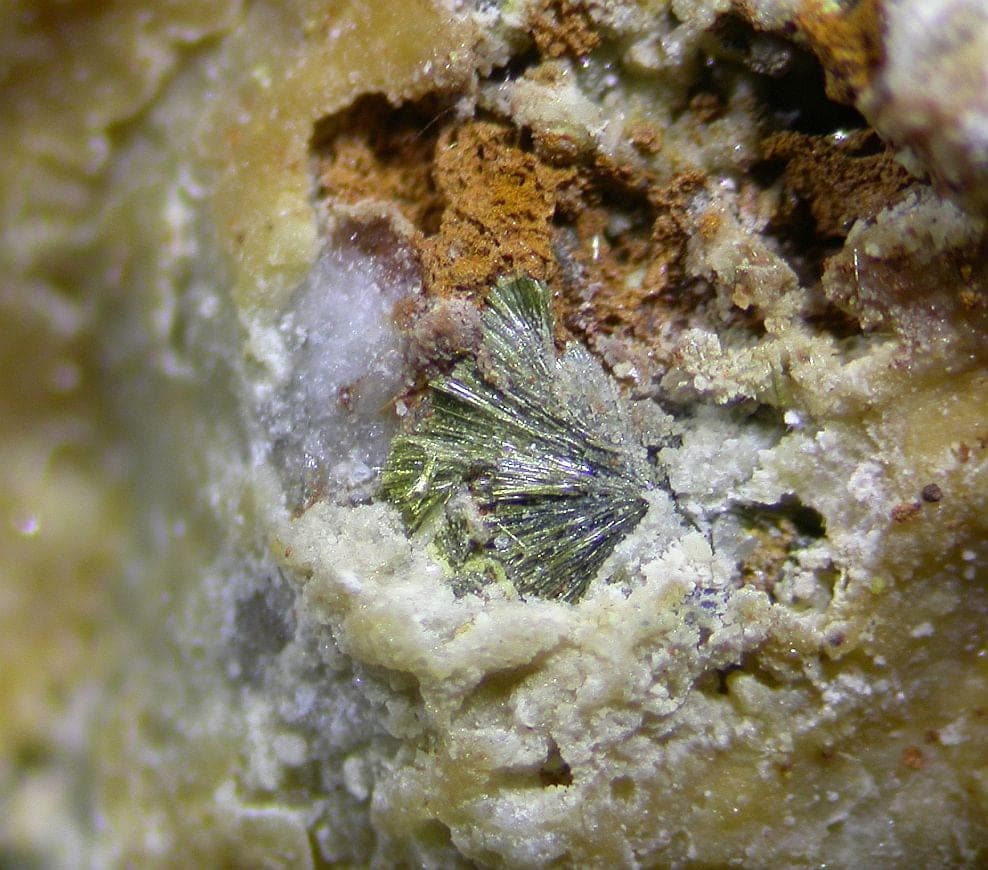 Ferrisurite mineral