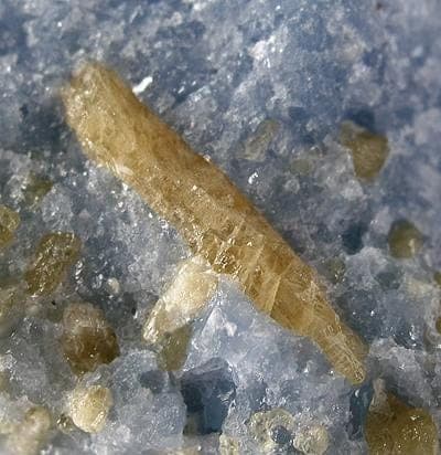 Fluorellestadite mineral