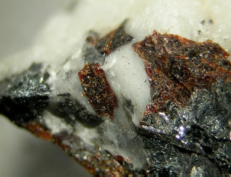 Gamagarite mineral