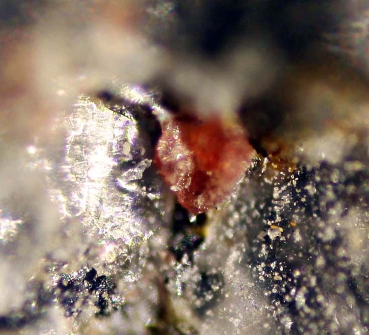 Guarinoite mineral