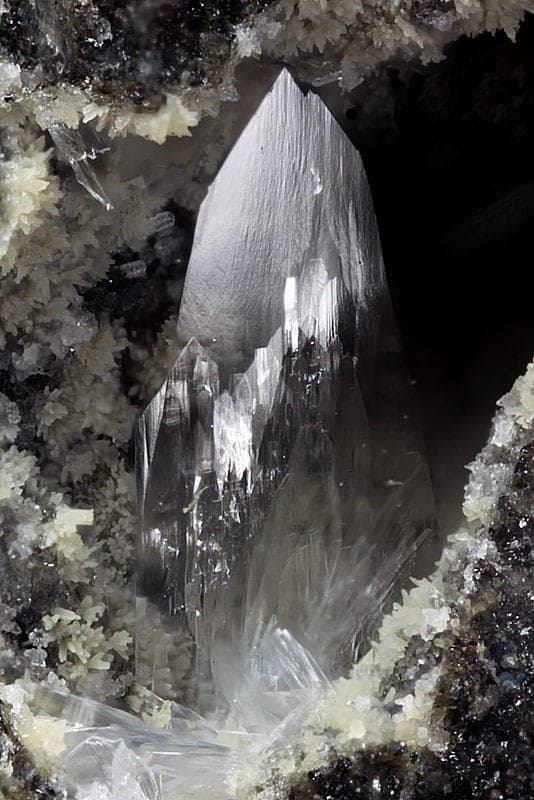 Hannebachite mineral