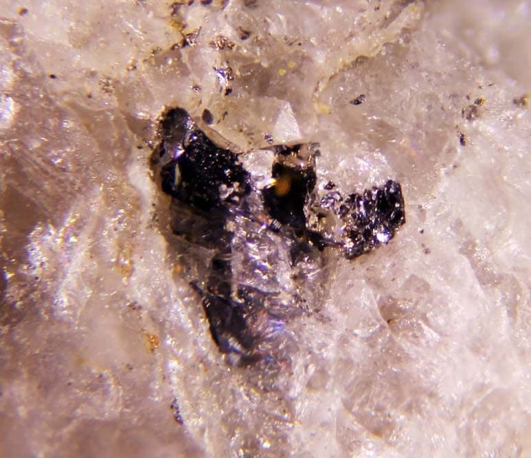 Hedleyite mineral