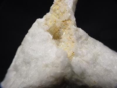 Hingganite-(Y) mineral — Hingganite (Y) 20203