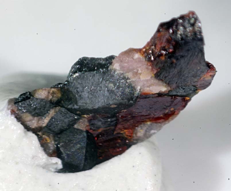 Jerrygibbsite mineral