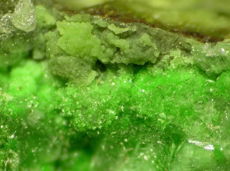 Kambaldaite mineral