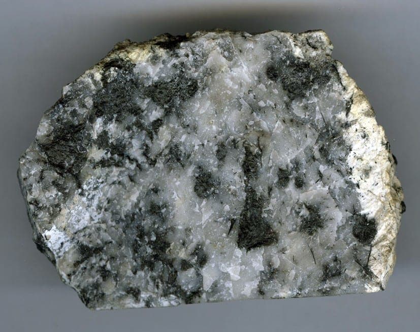 Kotoite mineral