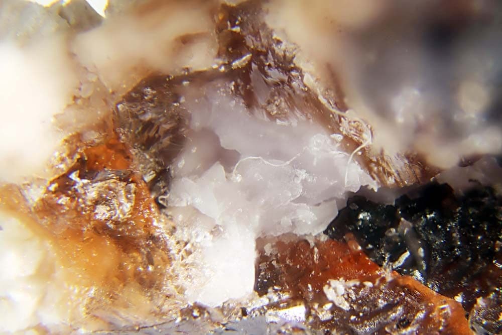 Lausenite mineral