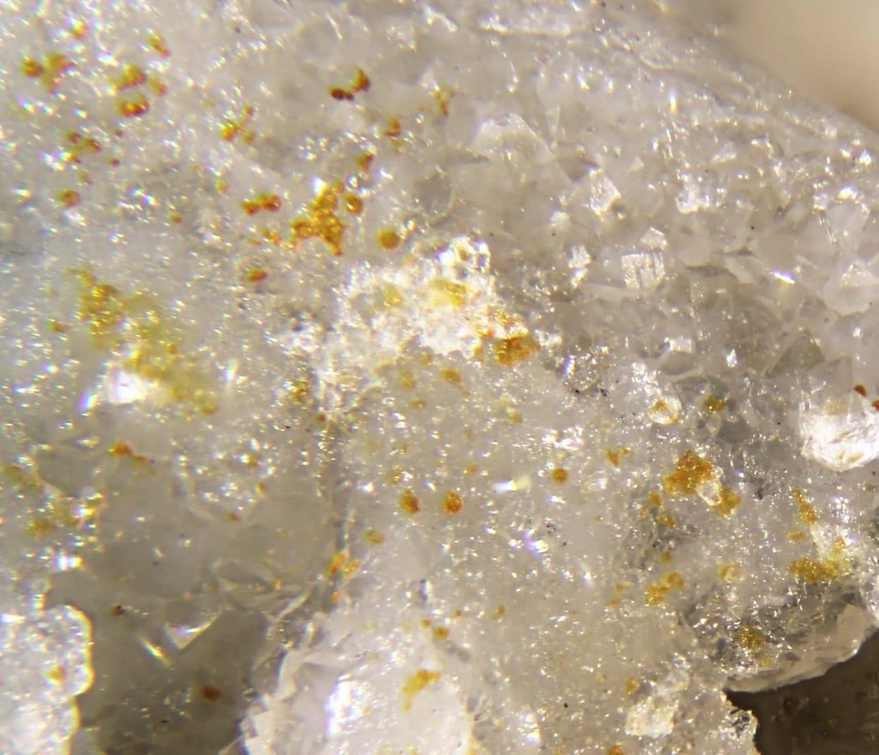 Leisingite mineral