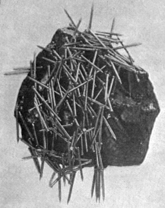 Lodestone mineral