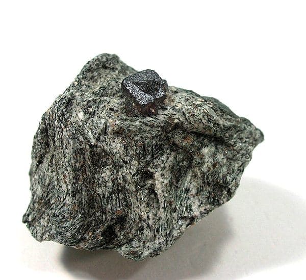 Loparite mineral