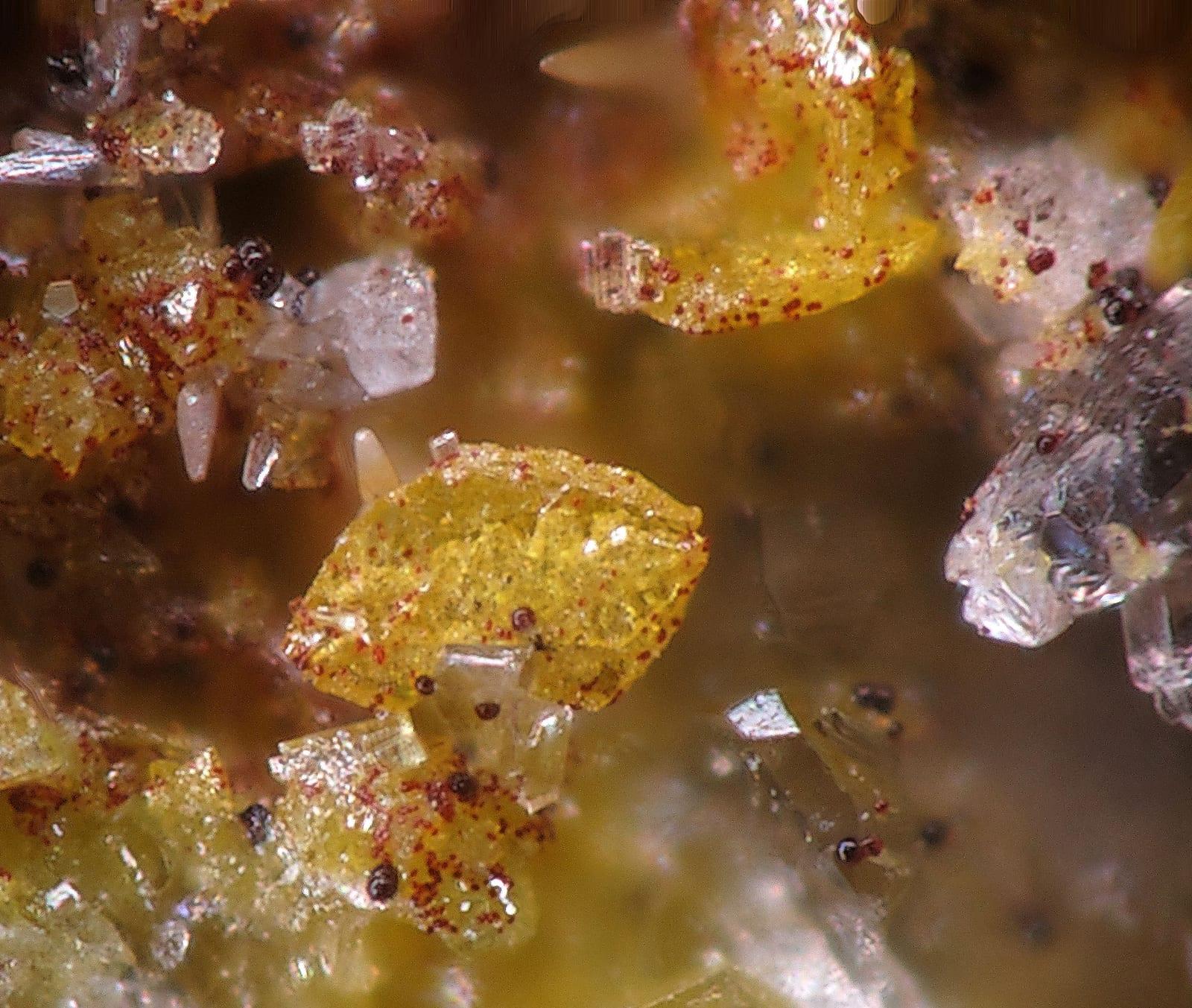 Lukrahnite mineral
