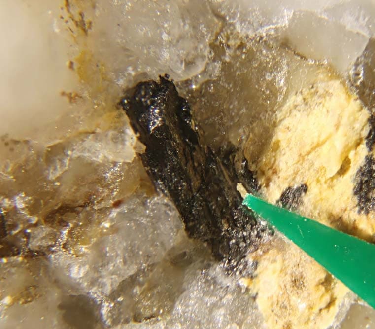 Mannardite mineral