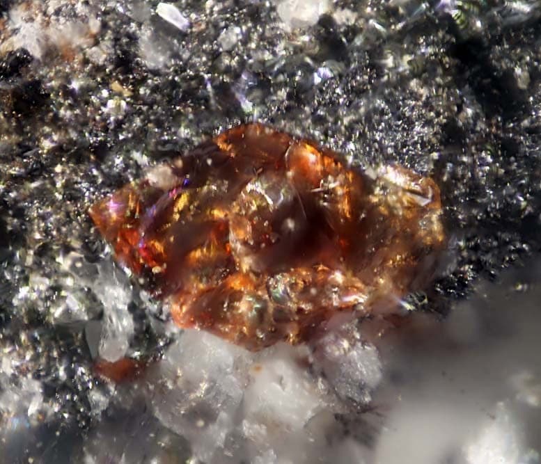 Milanriederite mineral