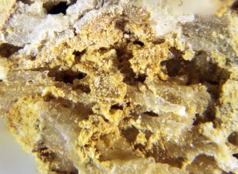 Molysite mineral