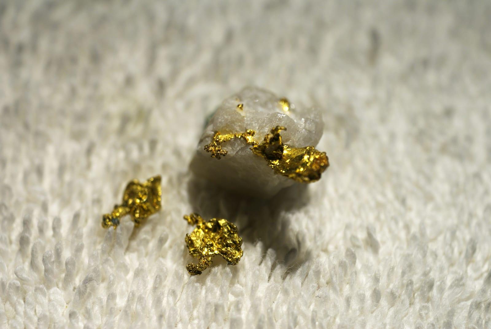 Native Gold mineral