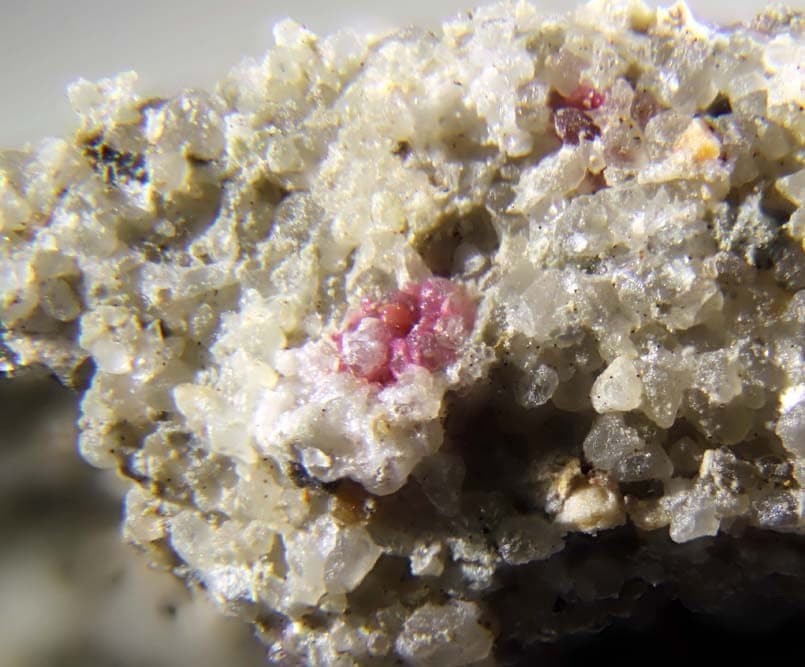 Nestolaite mineral