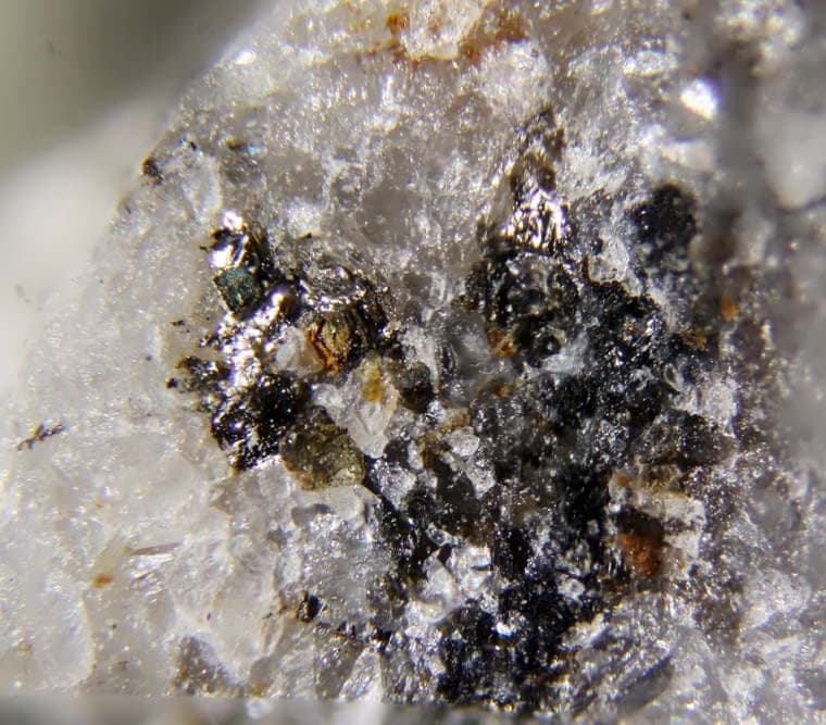 Nisbite mineral