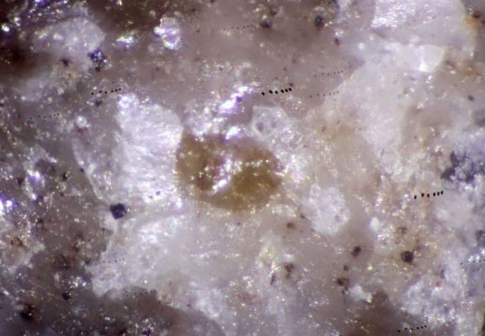 Örebroite mineral