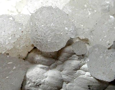 Pinnoite mineral