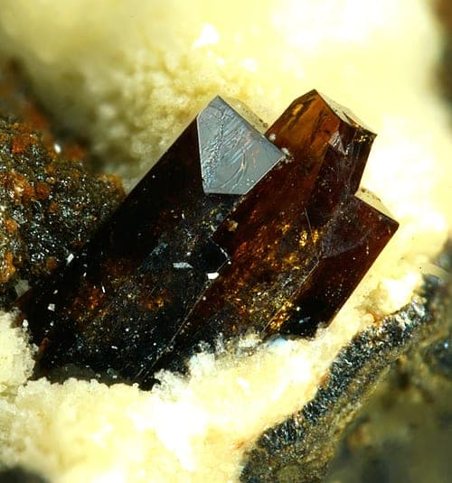 Retzian-(Ce) mineral — Retzian (Ce) 1010738