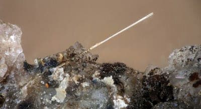Rosenbuschite mineral