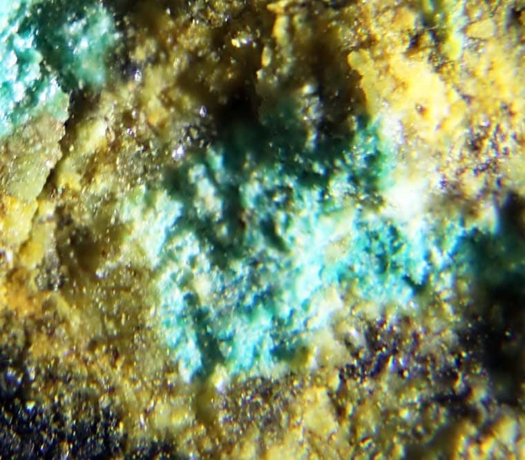 Roubaultite mineral