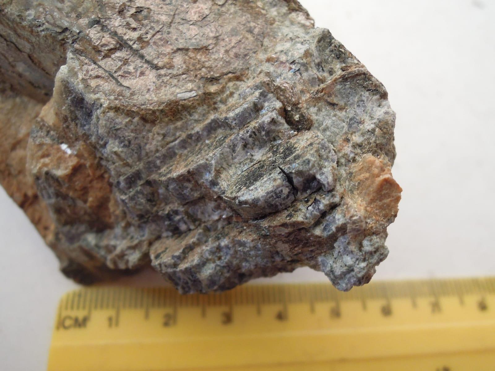Sekaninaite mineral