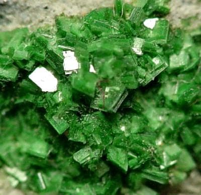 Sincosite mineral